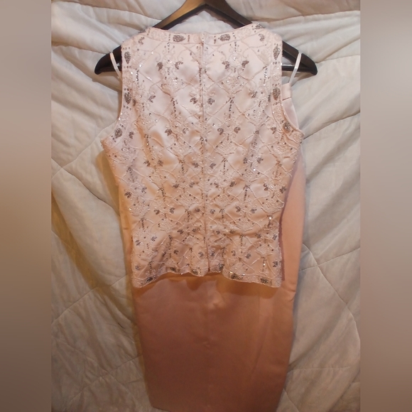 Women's Vie by Victoria Royal Two-Piece Formal Gown - Picture 5 of 6